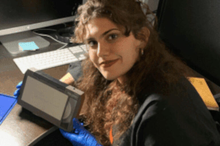 Leah Simon